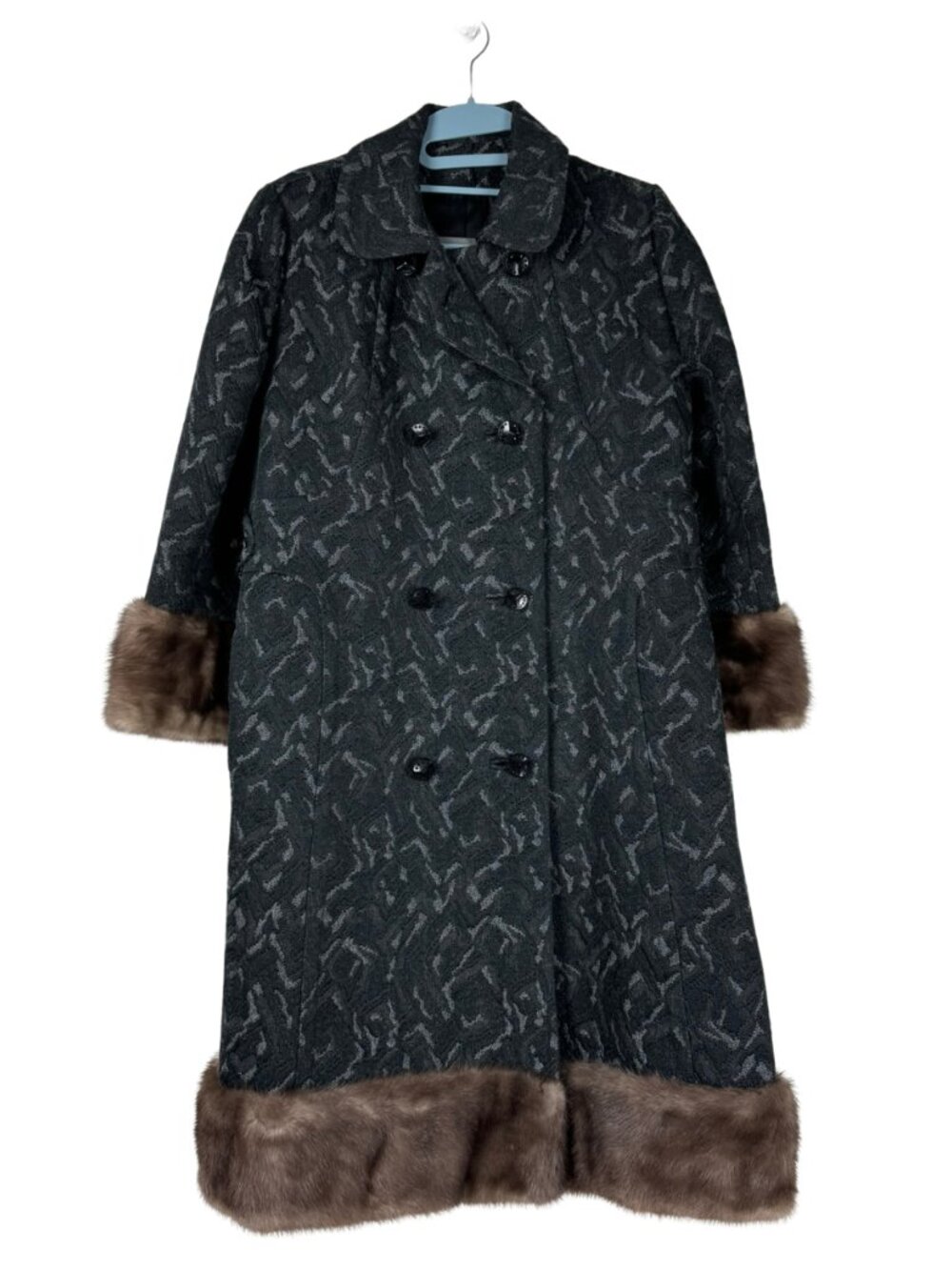 1960s Double‑Breasted Wool Jacquard Evening Coat w/ Mink Trim – Armand Paris NY - Picture 4 of 10